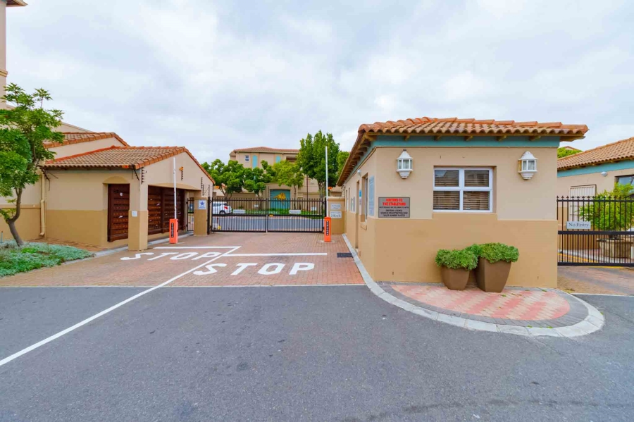 3 Bedroom Property for Sale in Royal Ascot Western Cape
